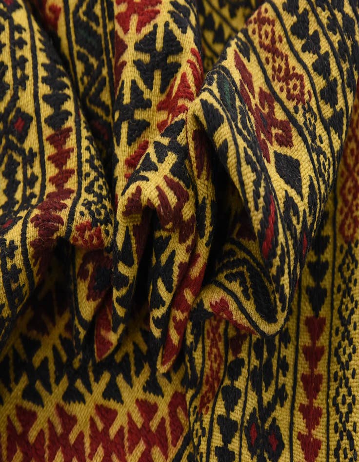 Detail image of  3' 10 x 6' 2  Hand Woven Kilim Afghan Wool Rug