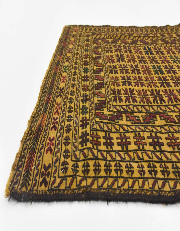 Detail image of  4' x 6' 7  Hand Woven Kilim Afghan Wool Rug