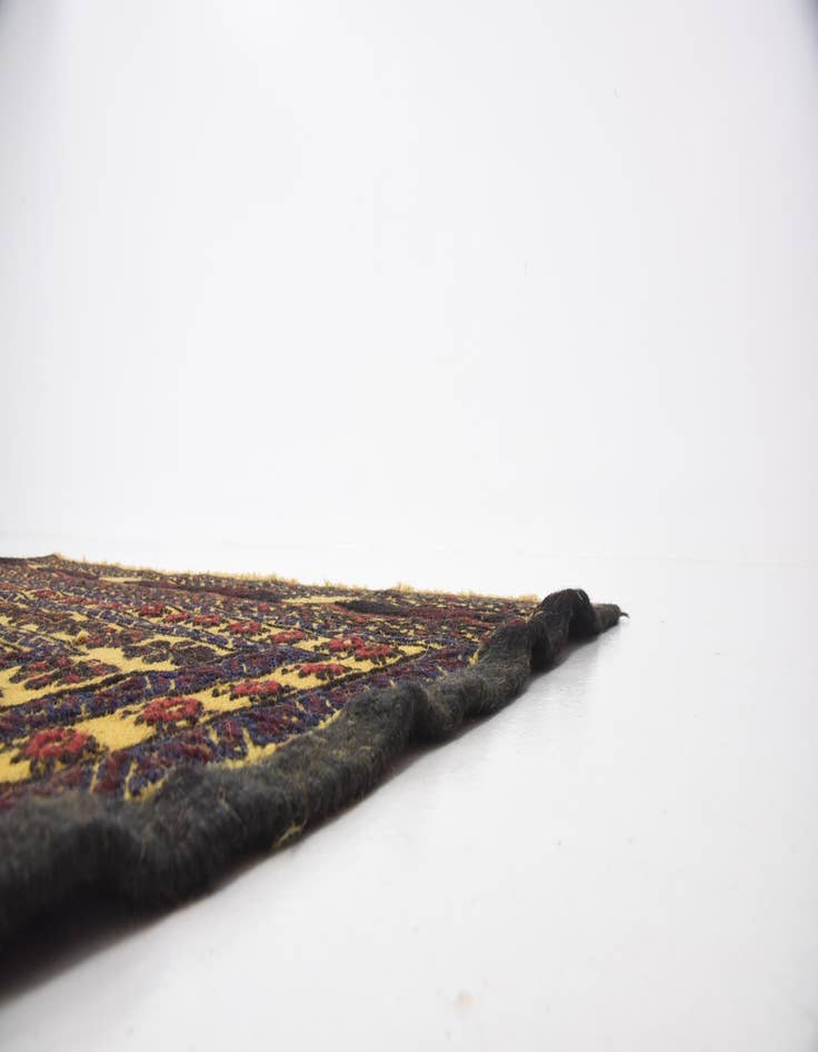 Detail image of  4' 2 x 6'  Hand Woven Kilim Afghan Wool Rug