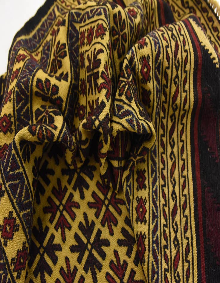 Detail image of  4' 2 x 6'  Hand Woven Kilim Afghan Wool Rug