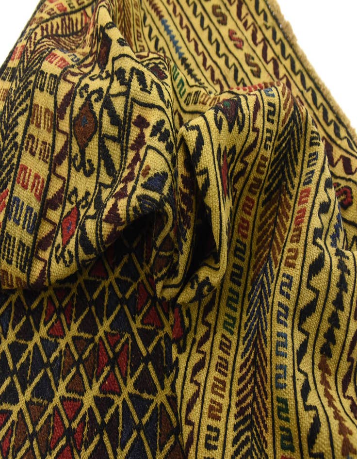 Detail image of  3' 10 x 6' 2  Hand Woven Kilim Afghan Wool Rug