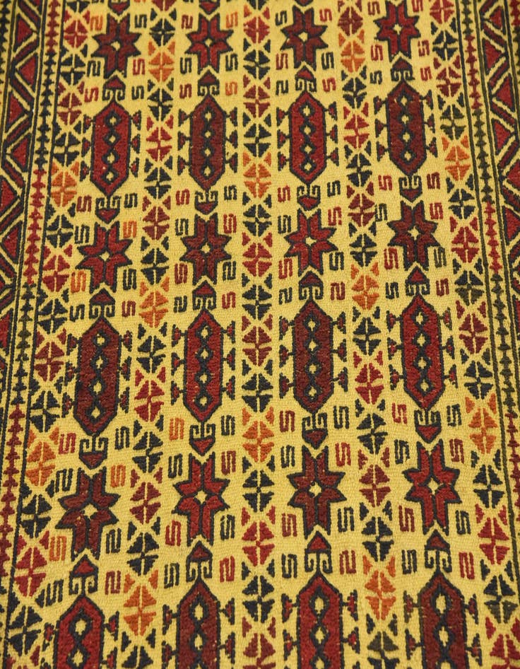 Detail image of  4' 5 x 6' 5  Hand Woven Kilim Afghan Wool Rug