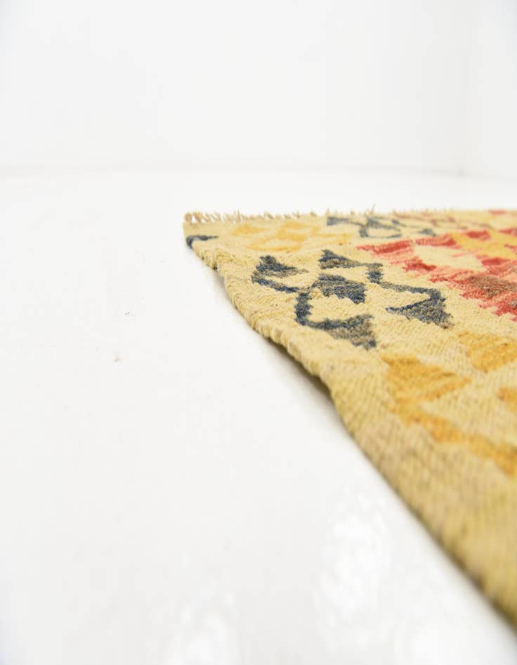 Detail image of  3' 3 x 4' 9  Hand Woven Kilim Maymana Wool Rug
