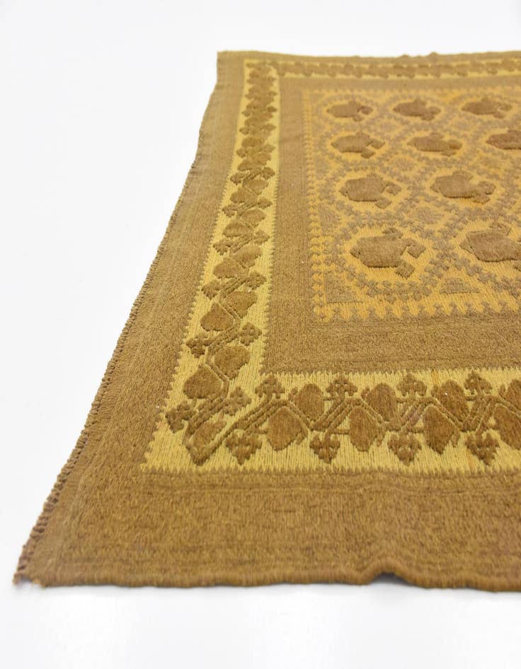 Detail image of  6' 6 x 9' 4  Hand Woven Kilim Suzani Wool Rug