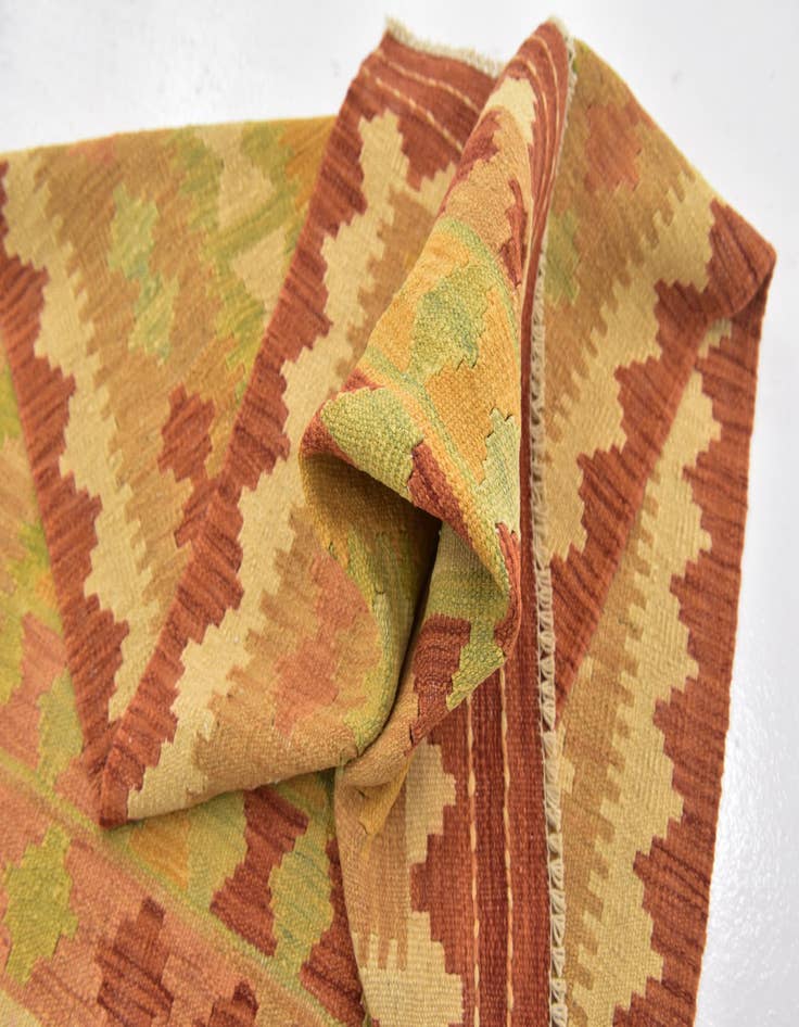 Detail image of  2' 6 x 4' 5  Hand Woven Kilim Waziri Wool Rug