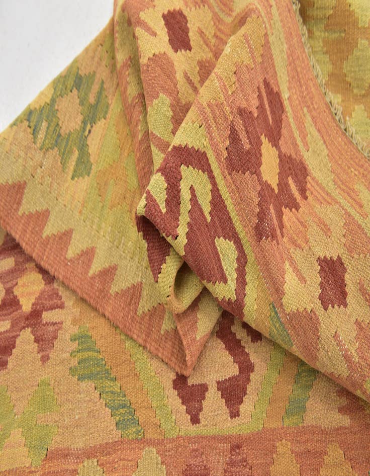 Detail image of  2' 7 x 4' 5  Hand Woven Kilim Waziri Wool Rug