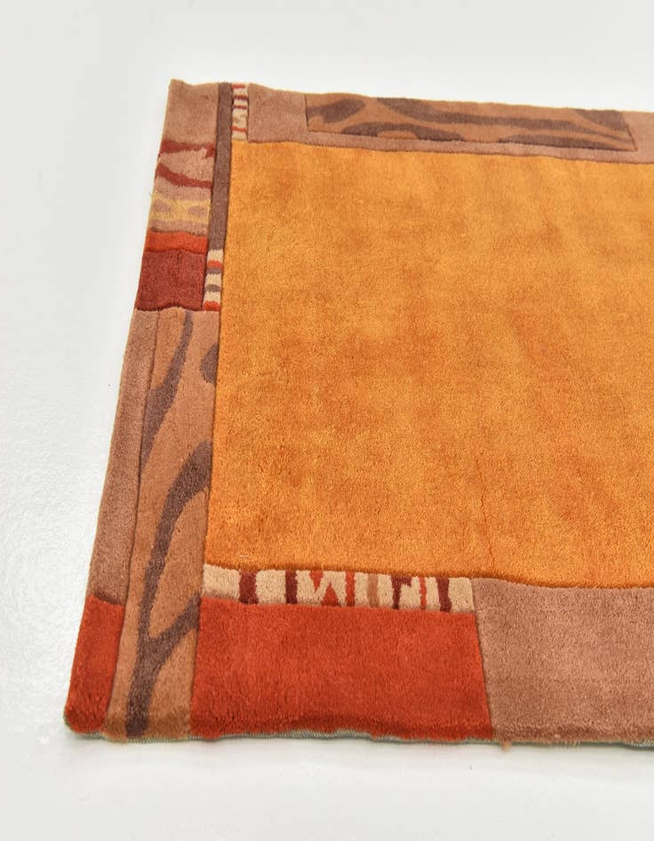 Detail image of  2' 10 x 5' Luna Wool Rug