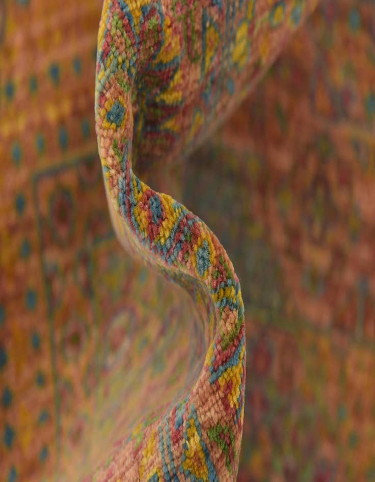 Detail image of  5' 6 x 7' 7  Hand Knotted Mamluk Ziegler Rug