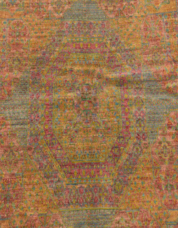 Detail image of  5' 6 x 7' 7  Hand Knotted Mamluk Ziegler Rug