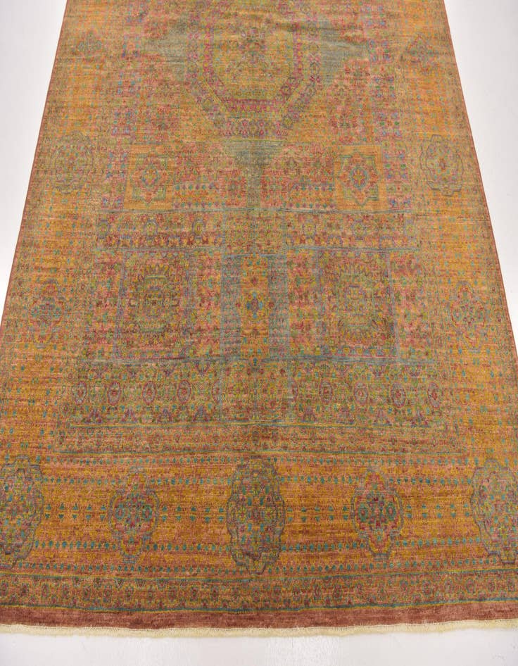 Detail image of  5' 6 x 7' 7  Hand Knotted Mamluk Ziegler Rug