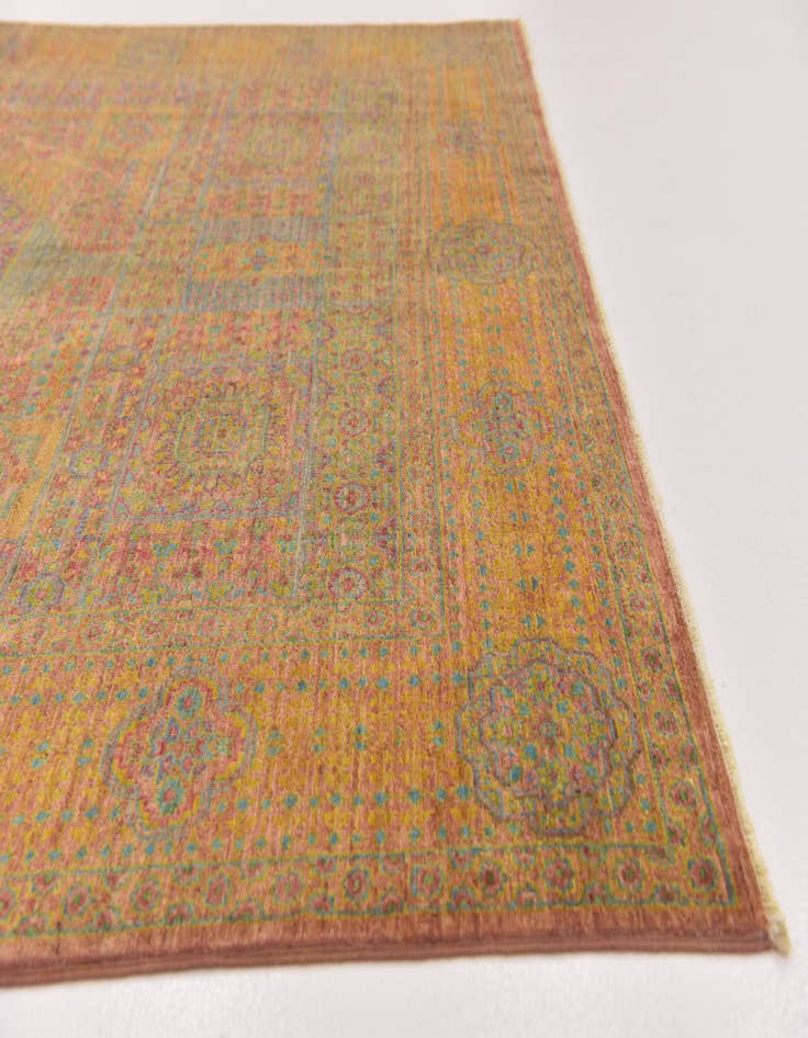 Detail image of  5' 6 x 7' 7  Hand Knotted Mamluk Ziegler Rug