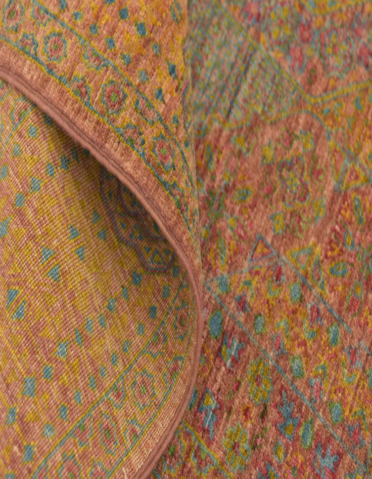 Detail image of  5' 6 x 7' 7  Hand Knotted Mamluk Ziegler Rug