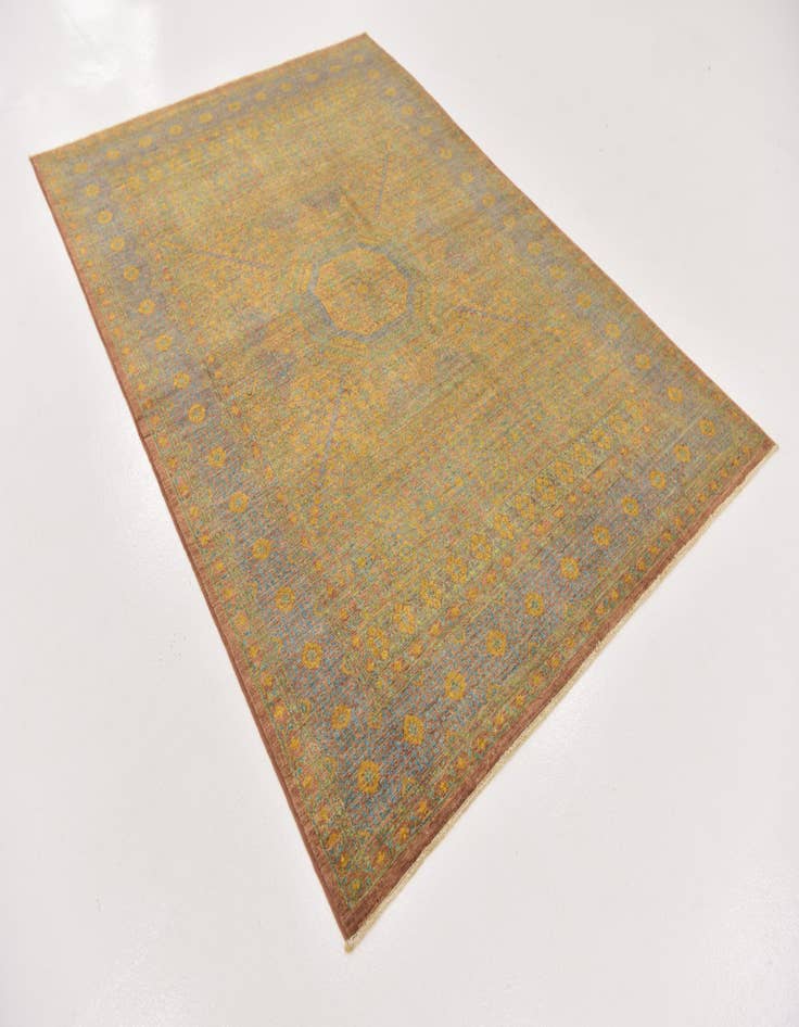 Detail image of  5' 6 x 7' 9  Hand Knotted Mamluk Ziegler Oriental Rug