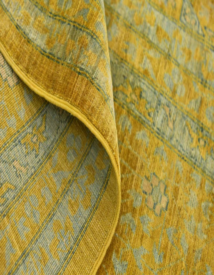 Detail image of  9' 10 x 14' 3  Hand Knotted Mamluk Ziegler Rug