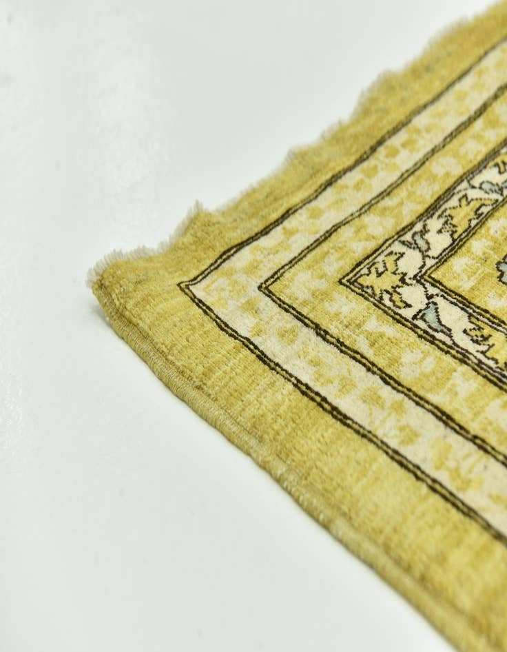 Detail image of  10' 2 x 14' 1  Hand Knotted Mamluk Ziegler Rug