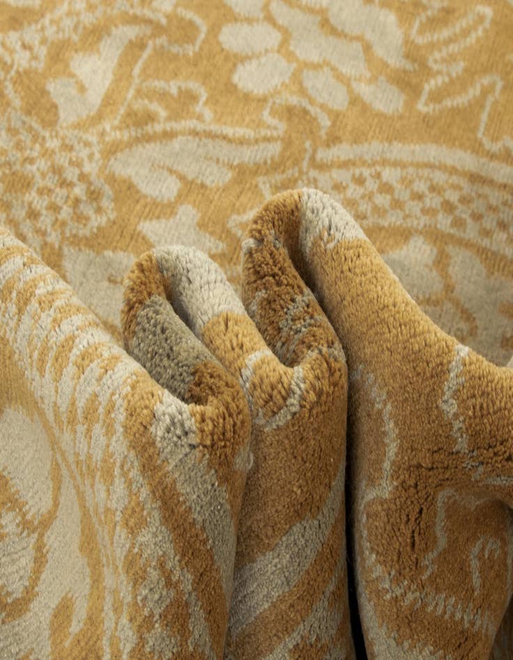 Detail image of 8' 4 x 9' 8 Modern Manshu Wool Rug