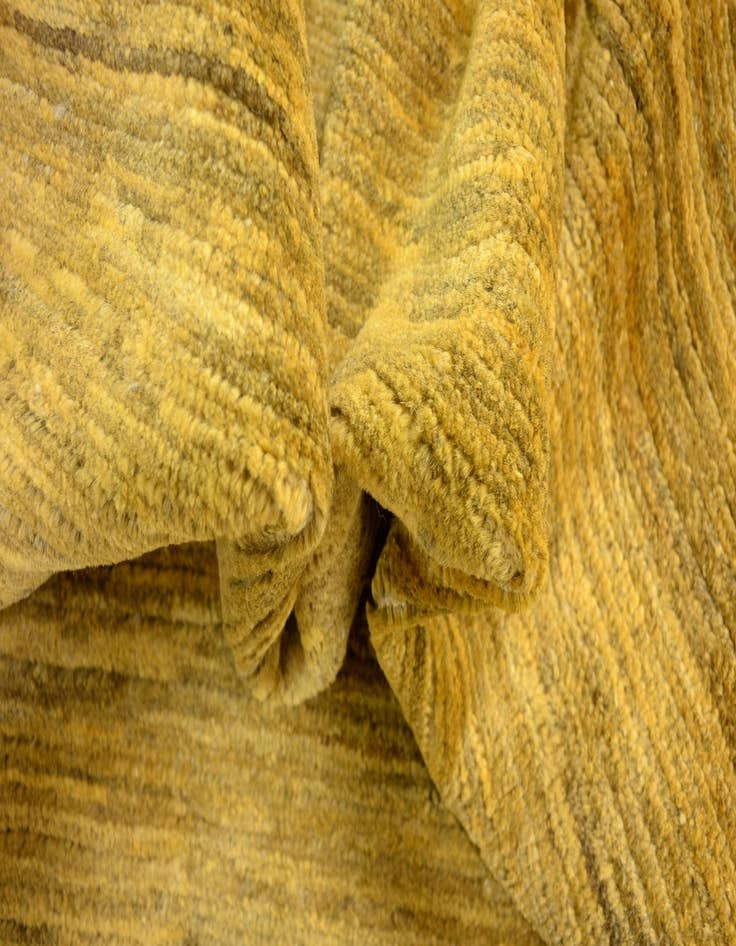 Detail image of  3' 2 x 4' 9  Hand Knotted Modern Ziegler Oriental Rug