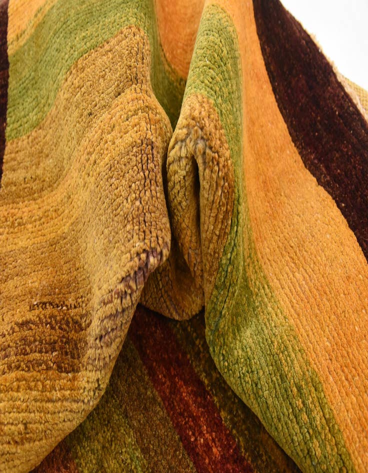 Detail image of  4' 4 x 6'  Hand Knotted Modern Ziegler Rug