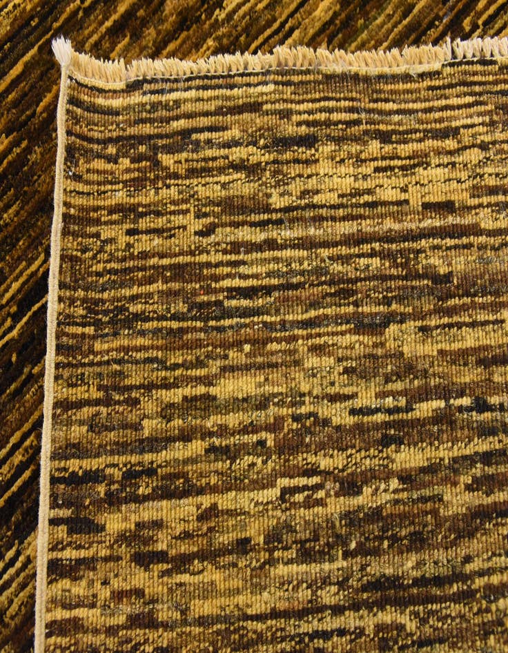 Detail image of  4' 2 x 6' 2  Hand Knotted Modern Ziegler Rug