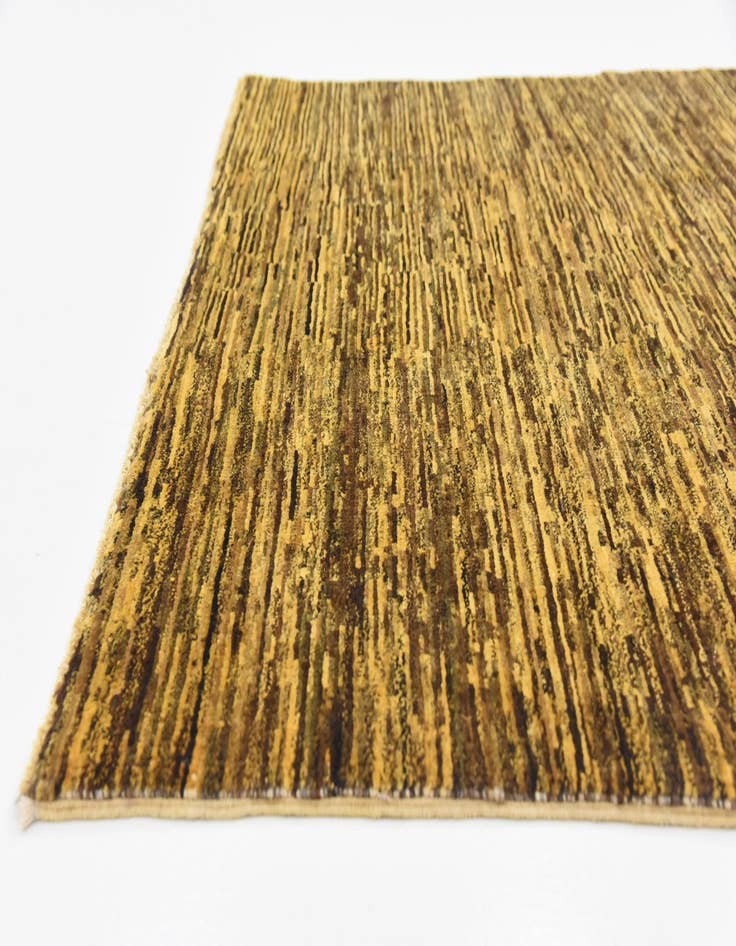 Detail image of  4' 2 x 6' 2  Hand Knotted Modern Ziegler Rug