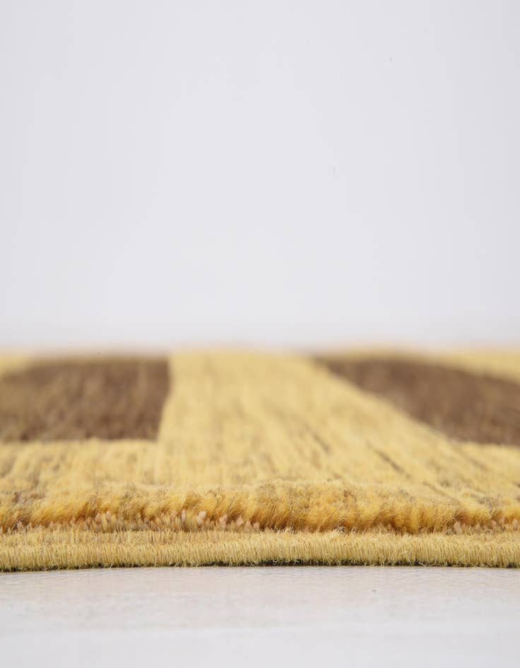 Detail image of  5' x 6' 6  Hand Knotted Modern Ziegler Rug