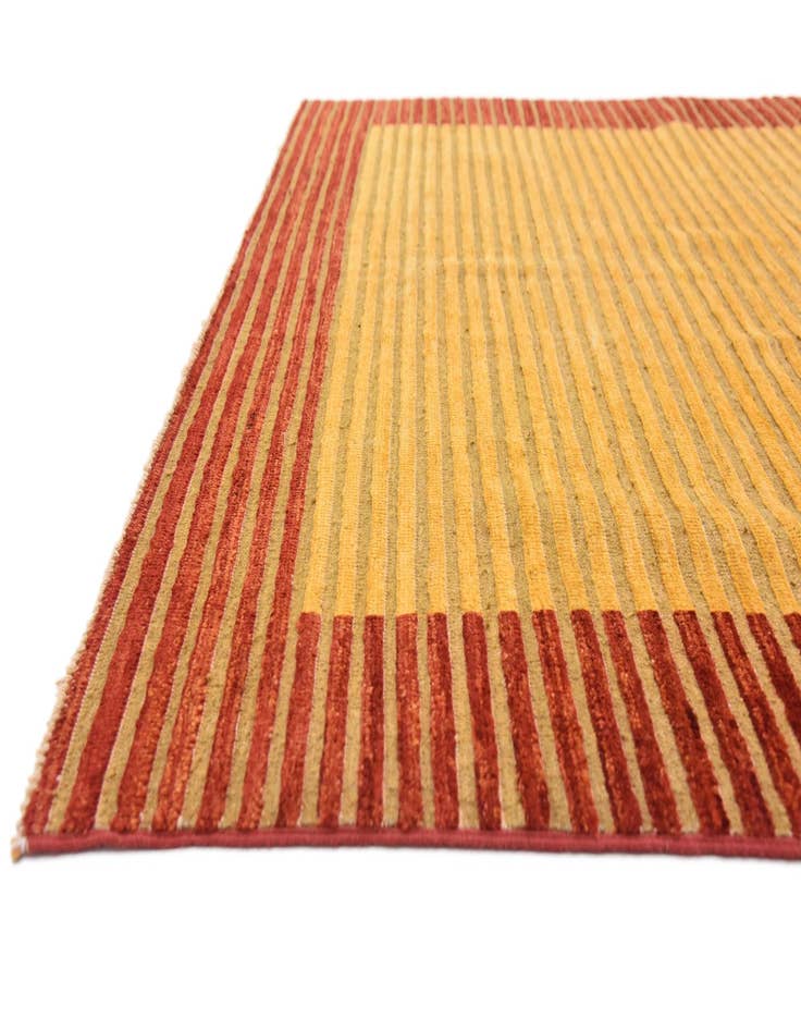 Detail image of  5' 3 x 6' 3  Hand Knotted Modern Ziegler Rug