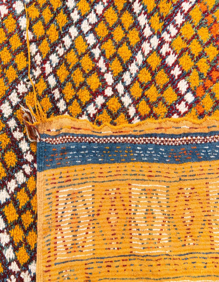 Detail image of  5' 4 x 9'  Hand Knotted Moroccan Oriental Wool Rug