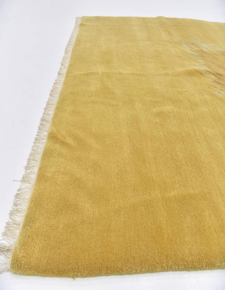 Detail image of  6' 7 x 10'  Hand Knotted Nepal Wool Rug