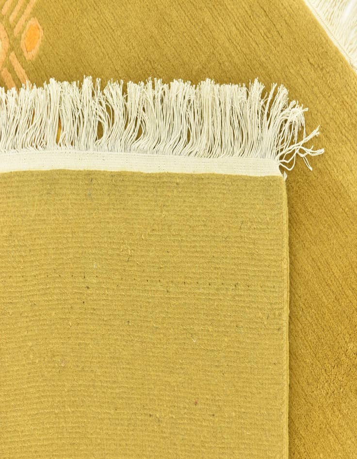 Detail image of 4' 7 x 6' 7 Hand Knotted Nepal Wool Rug