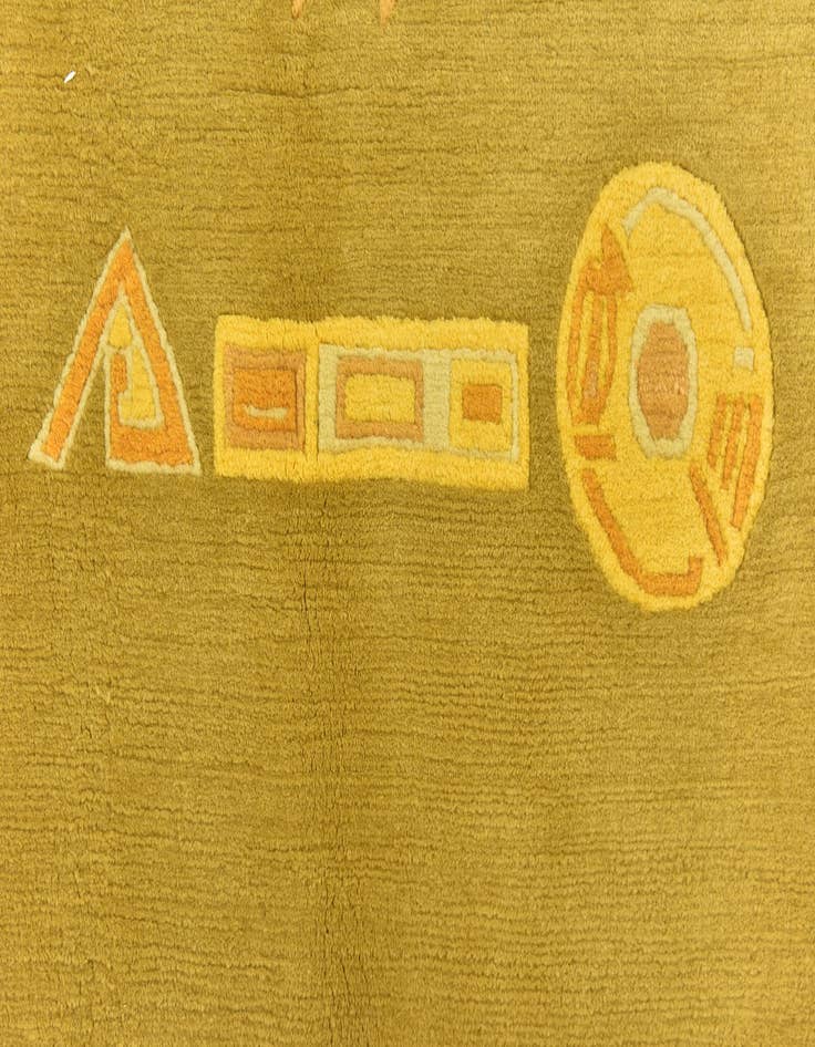 Detail image of 4' 7 x 6' 7 Hand Knotted Nepal Wool Rug