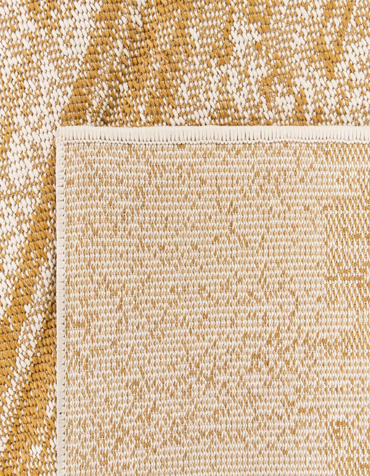 Detail image of  5' 3 x 7' 8  Washable Modern Indoor / Outdoor Rug