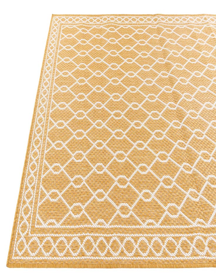 Detail image of  5' 3 x 7' 8  Washable Modern Indoor / Outdoor Rug