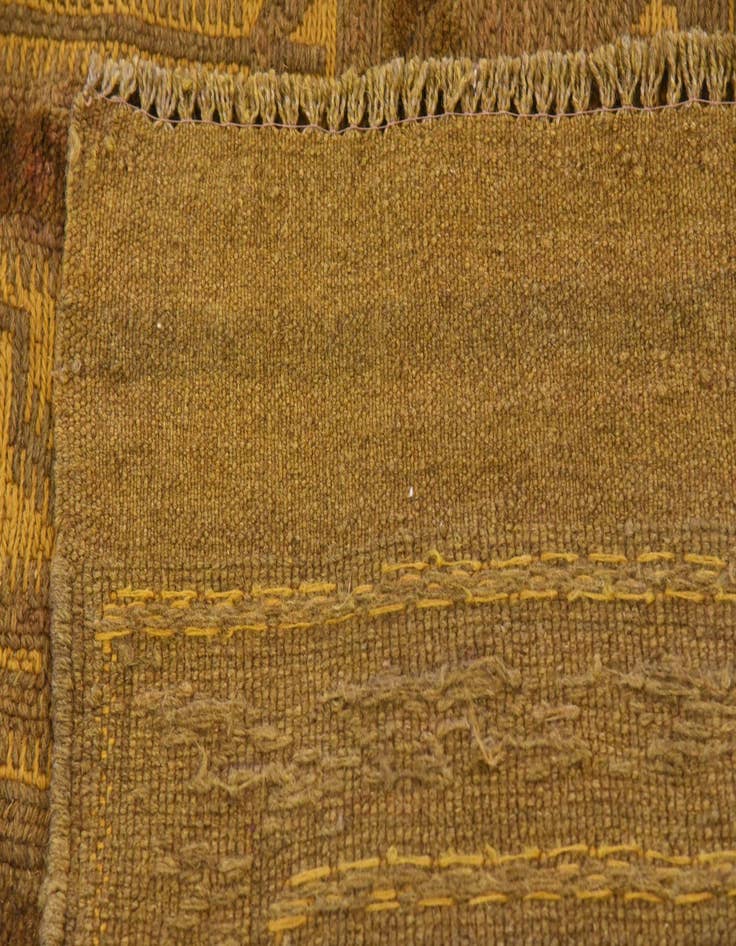 Detail image of  6' 4 x 8' 3  Hand Woven Sumak Wool Rug