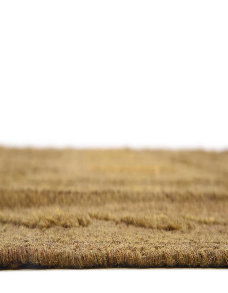 Detail image of  6' 5 x 8' 7  Hand Woven Sumak Wool Rug