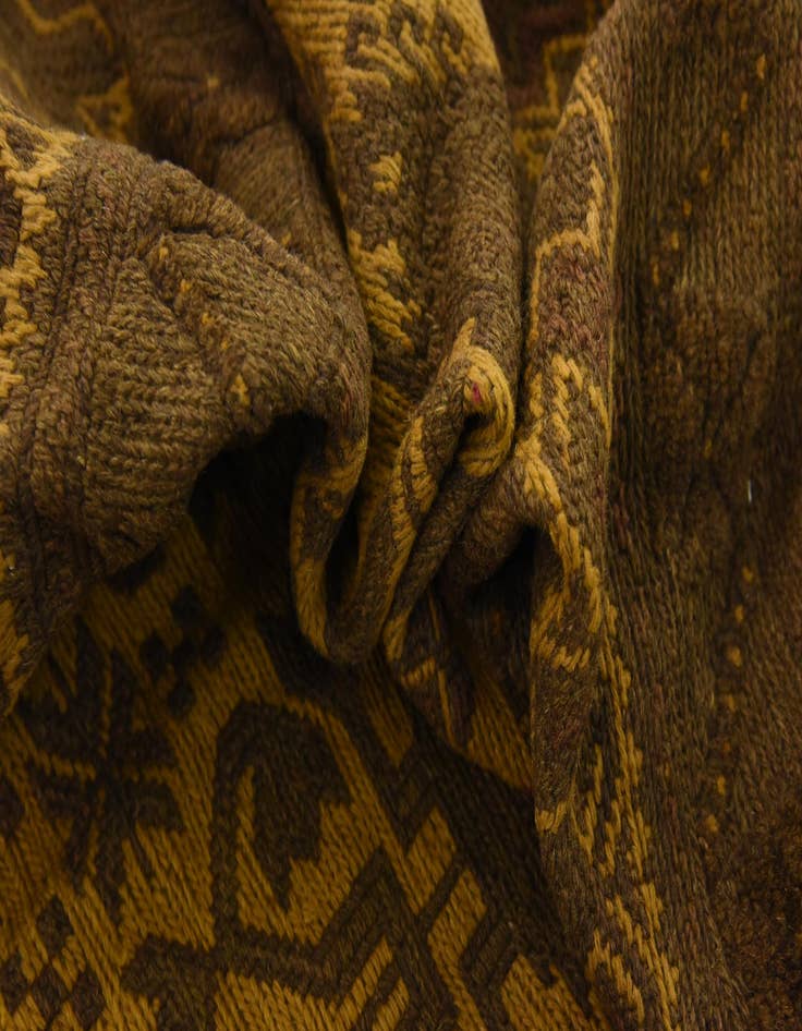 Detail image of  6' x 9'  Hand Woven Sumak Wool Rug