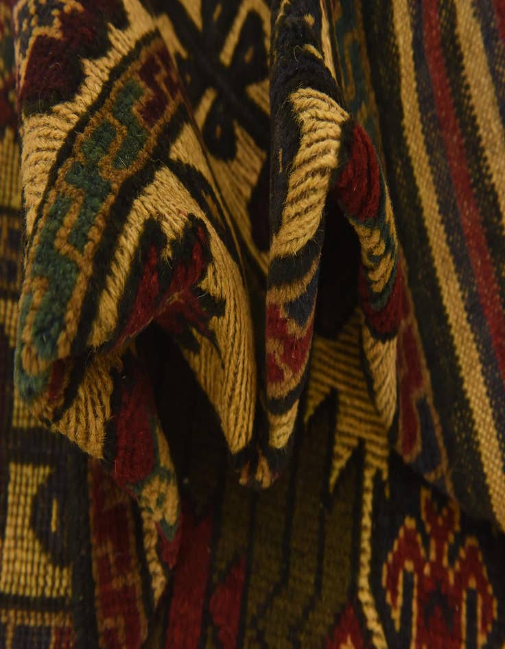 Detail image of  3' 3 x 5' 3  Hand Knotted Sumak Wool Rug