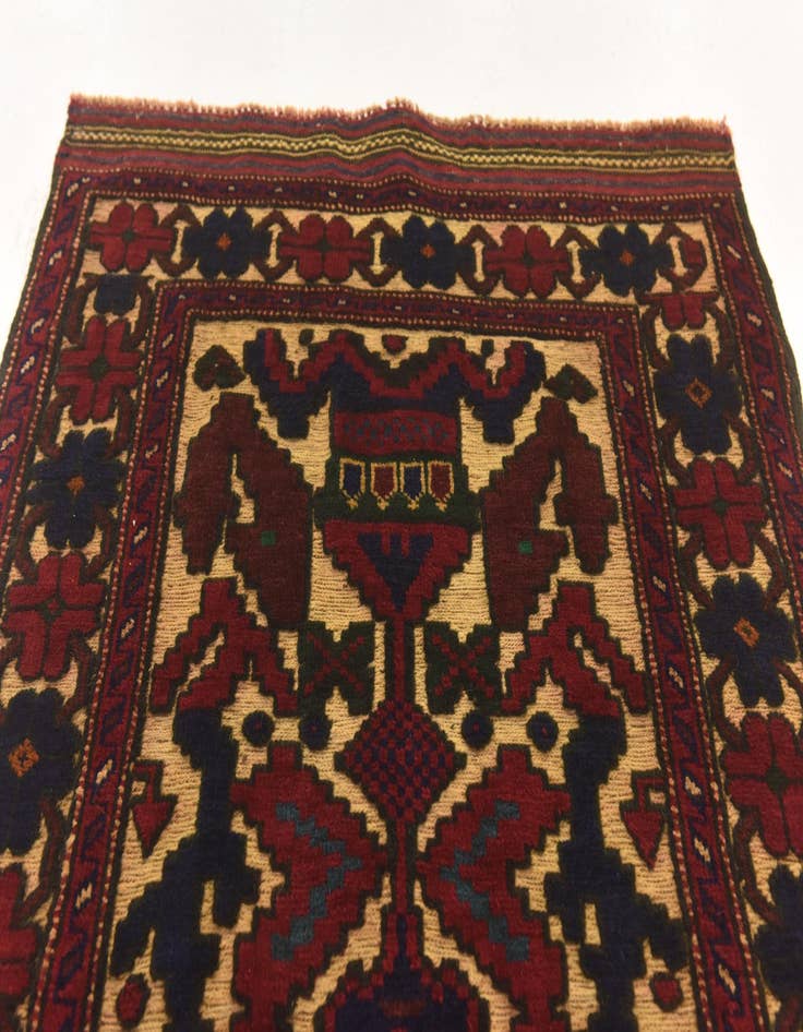 Detail image of  2' 11 x 4' 9  Hand Knotted Sumak Wool Rug