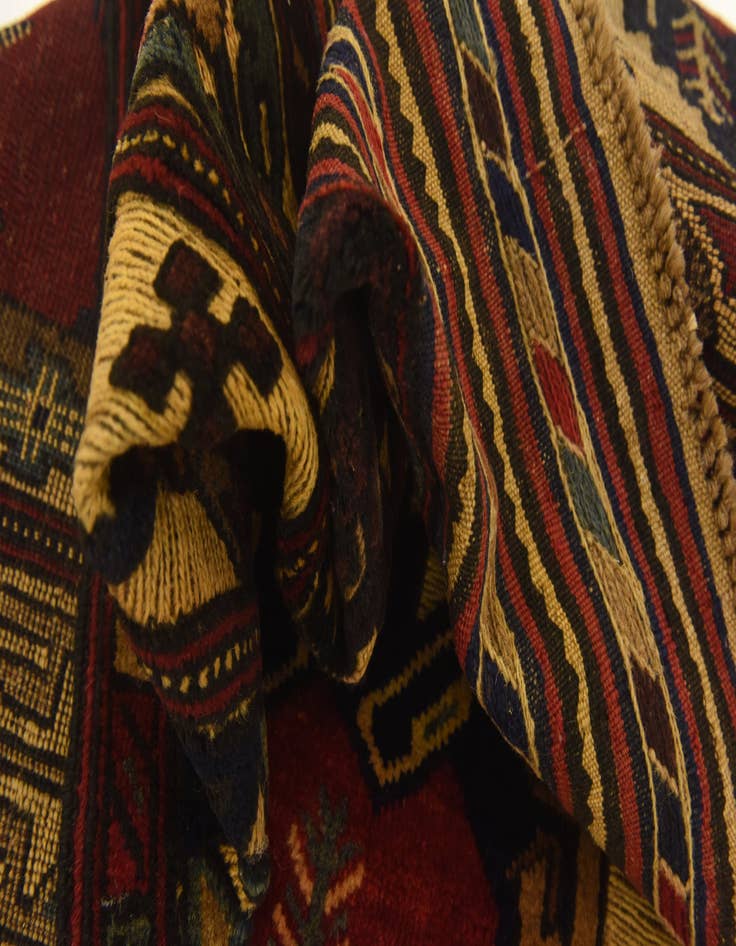 Detail image of  4' x 6' 6  Hand Knotted Sumak Wool Rug