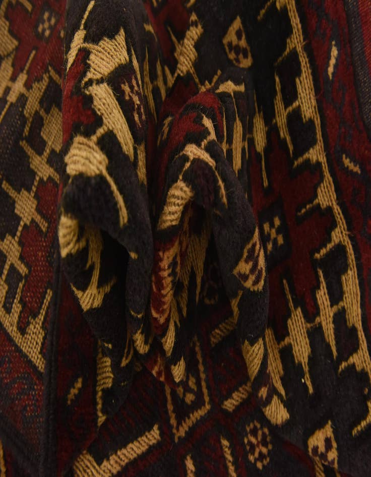 Detail image of  4' 5 x 6' 4  Hand Knotted Sumak Wool Rug