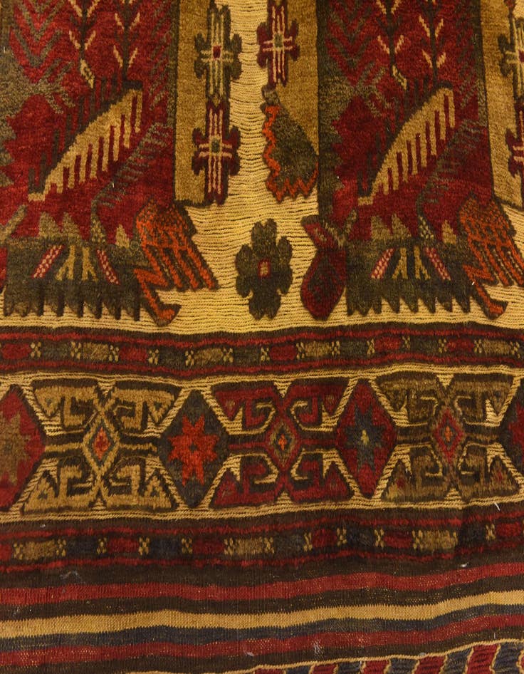 Detail image of  4' 5 x 6' 6  Hand Knotted Sumak Wool Rug