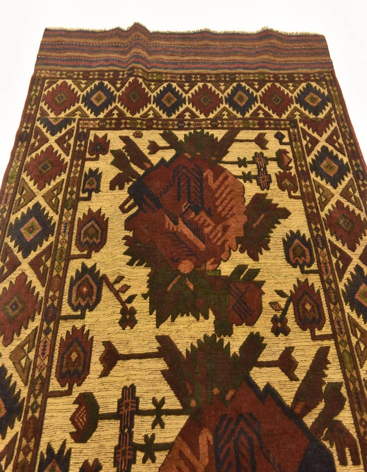 Detail image of  4' 2 x 6' 6  Hand Knotted Sumak Wool Rug