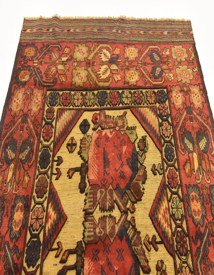 Detail image of  4' 7 x 6' 3  Hand Knotted Sumak Wool Rug