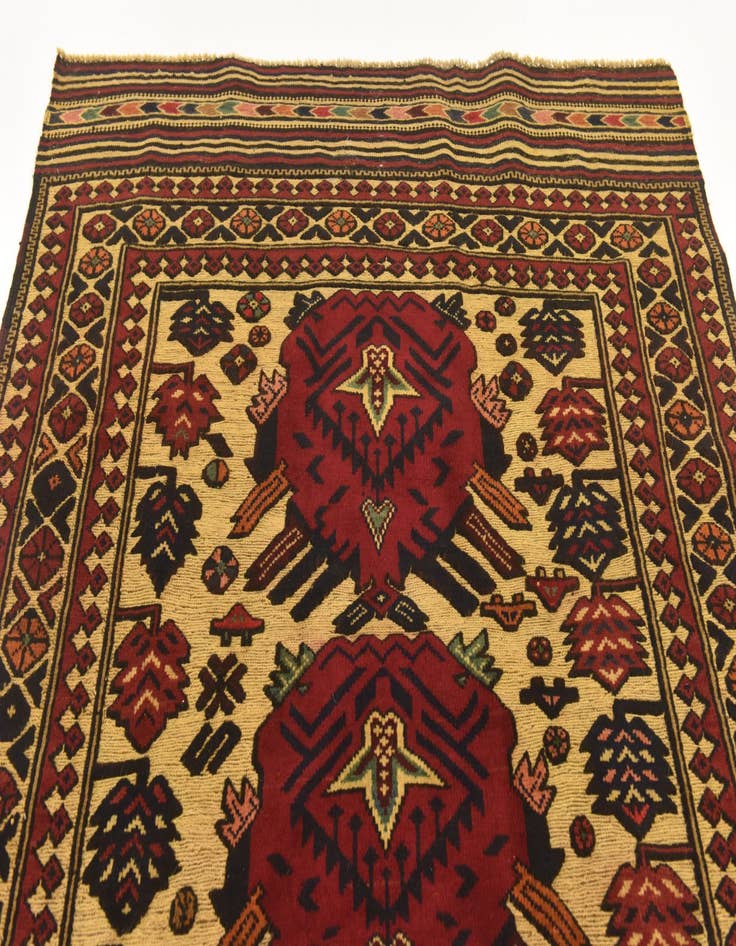 Detail image of  4' 3 x 6' 4  Hand Knotted Sumak Wool Rug