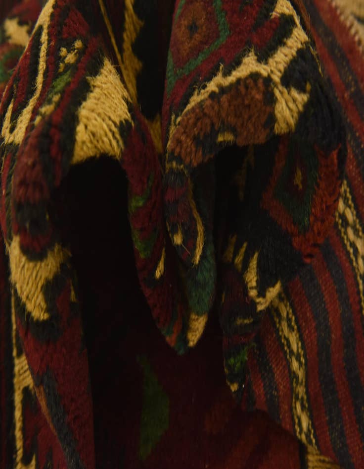 Detail image of  4' 1 x 6' 6  Hand Knotted Sumak Wool Rug