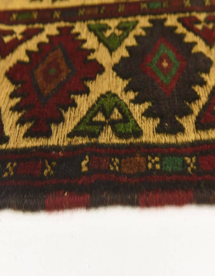Detail image of  4' 1 x 6' 6  Hand Knotted Sumak Wool Rug