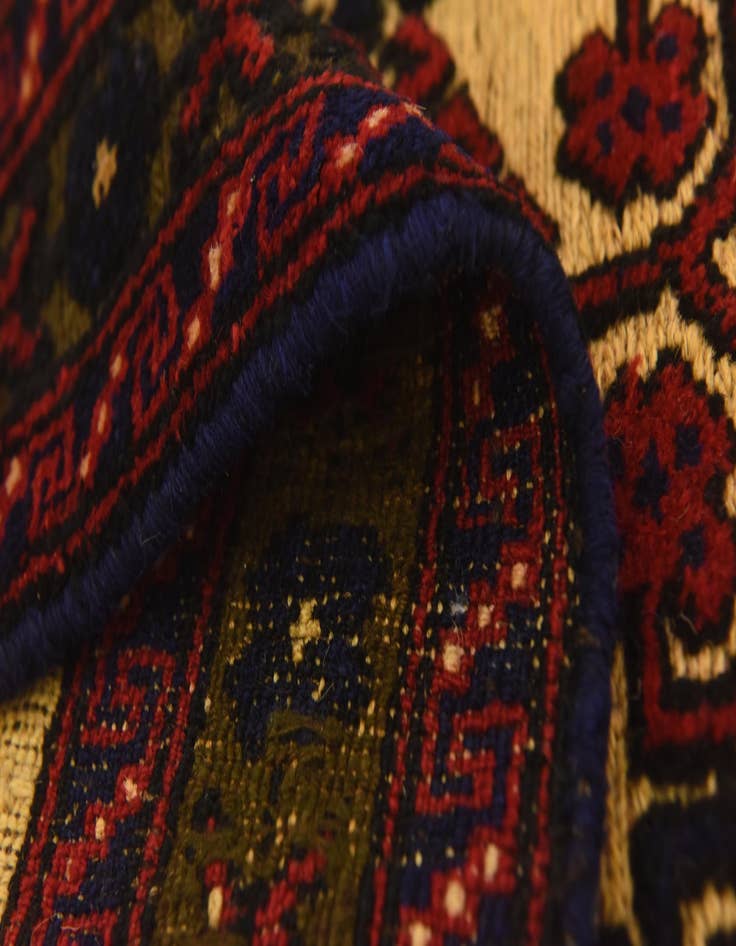 Detail image of  2' 11 x 4' 8  Hand Knotted Sumak Wool Rug