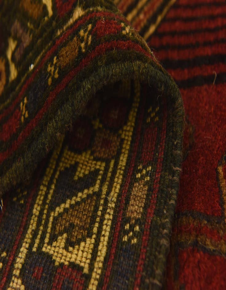 Detail image of  2' 8 x 4' 5  Hand Knotted Sumak Wool Rug