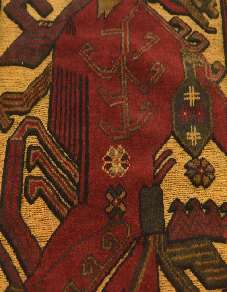 Detail image of  2' 8 x 4' 5  Hand Knotted Sumak Wool Rug