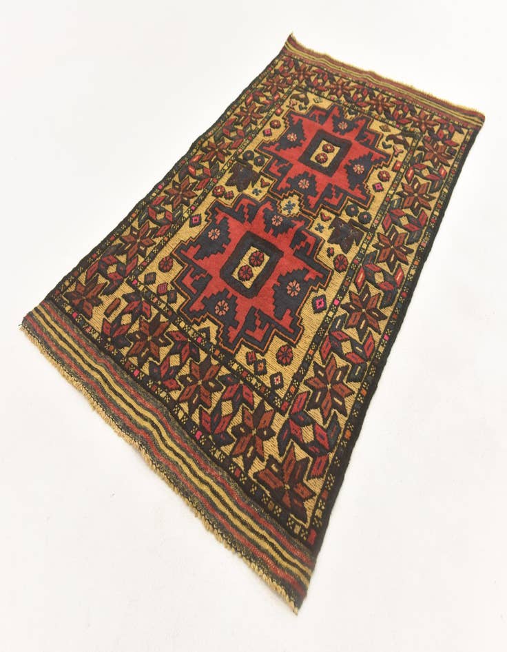 Detail image of  2' 8 x 4' 5  Hand Knotted Sumak Wool Rug