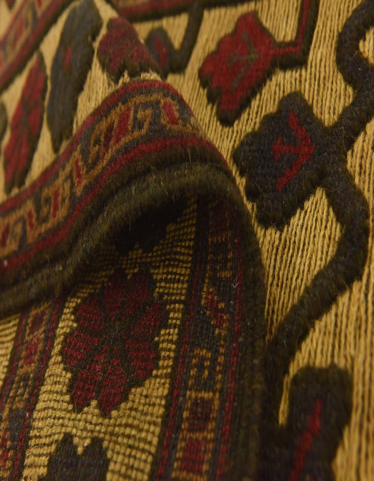 Detail image of  2' 10 x 4' 7  Hand Knotted Sumak Wool Rug